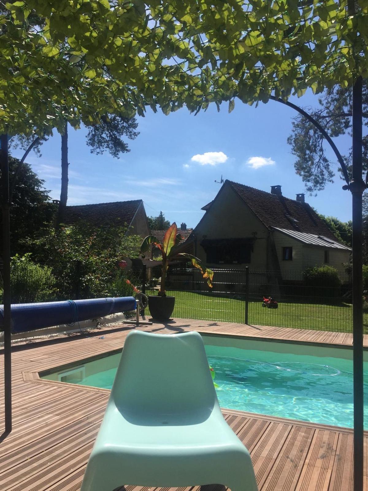 Le Refuge De Valprofonde Villa Villeneuve-sur-Yonne Ngoại thất bức ảnh